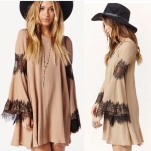 😁For Love & Lemons Festival Lace Bell Sleeve Dress - Tan - Size XS